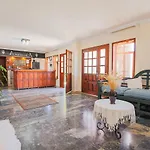 Amphora Hotell