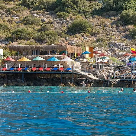 Amphora Otel Kaş