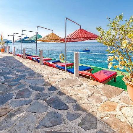 Amphora Otel Kaş